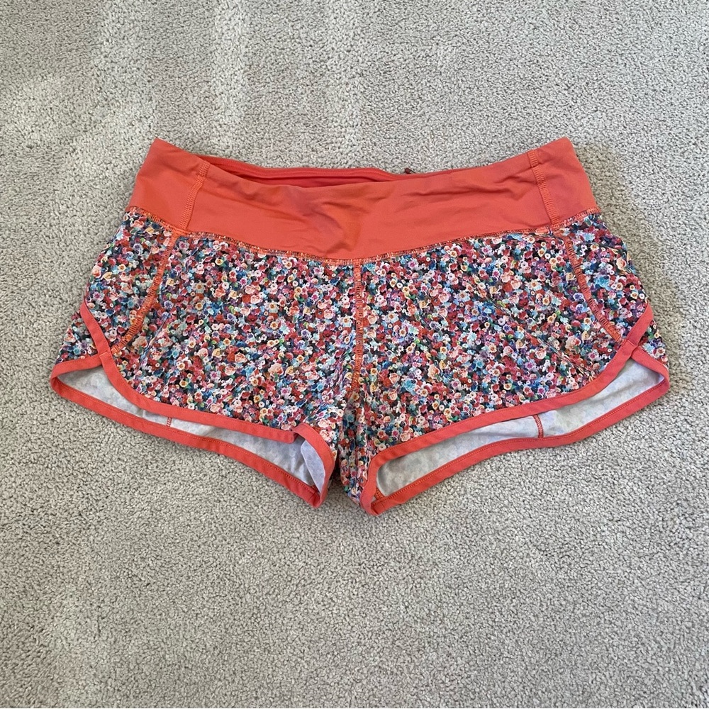 Lululemon Prestine 2.5" Speed Shorts